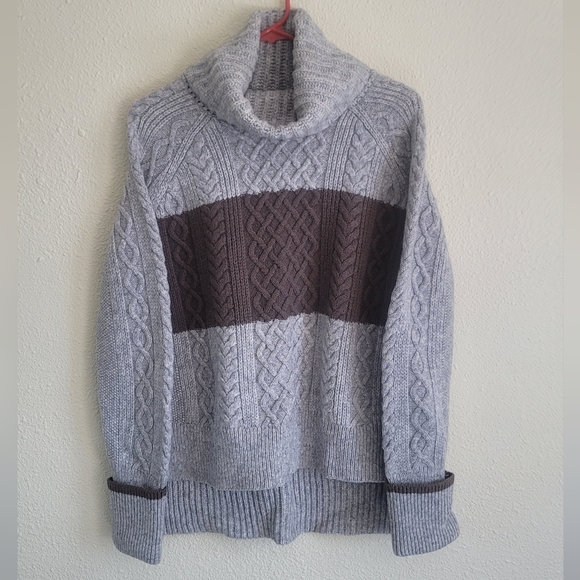Madewell Knit Sweater - Picture 1 of 9
